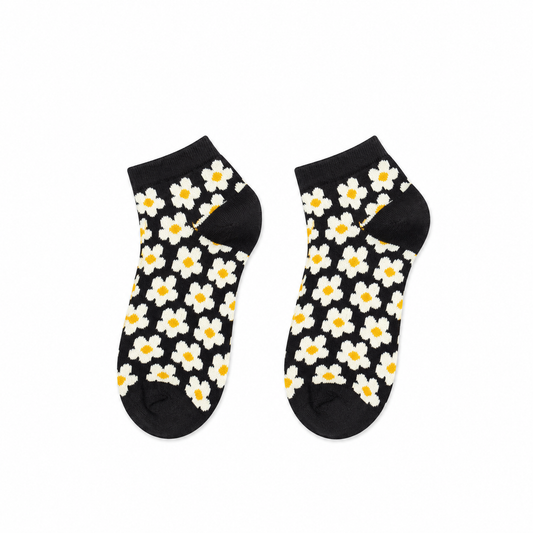 Black Flower ankle socks with white daisy print by Socks Up UAE