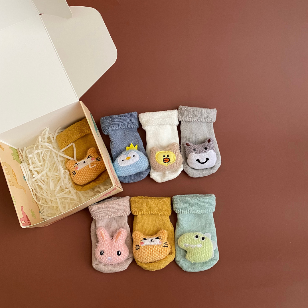 Baby Socks Pack + Free Box